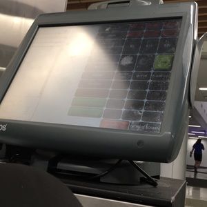 Meet your Posher, Naomi